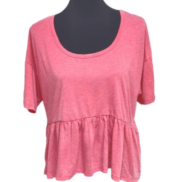 AMERICAN Eagle Outfitters distressed oversized Hi-Lo pink tee, size M, EUC - Picture 3 of 11